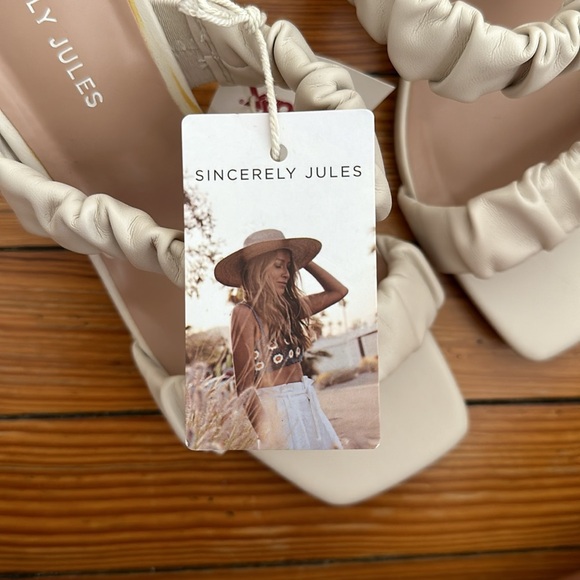 Sincerely Jules Heels Two Strap NWT - Picture 3 of 5